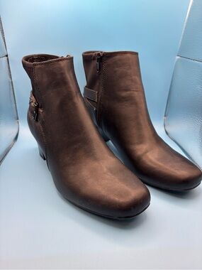 East 5th Black Ankle Boots-Size 6